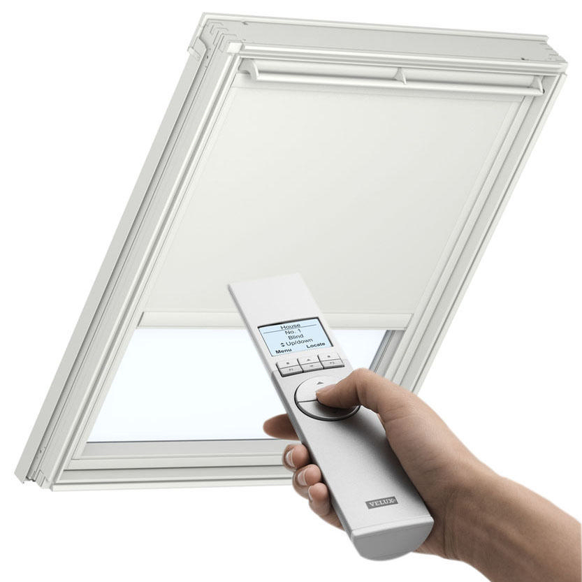 Store filtrant de lumière à énergie solaire blanc VELUX pour puits de  lumière FS M08